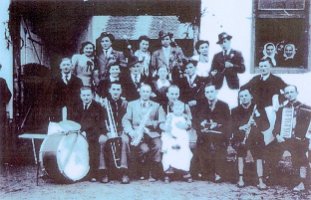 Kopie (2) von 702_700x960